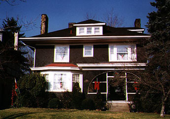 Craftsman foursquare (1910)