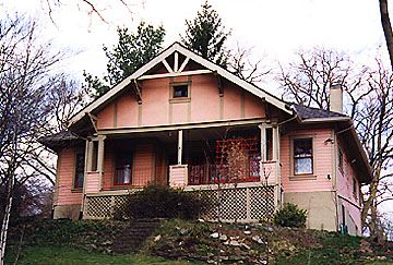 Eastern bungalow (1918)