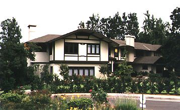 The Freeman house, 1330 Hillcrest Avenue, 1912. Architect: Arthur Heineman (Alfred Heineman, Associate). Original rolled eaves replaced by facia board