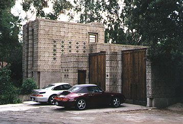 The Millard House and Studio, called La Minatura, 645 Prospect Crescent, 1923 and 1926. Architect: Frank Lloyd Wright. A concrete block house of Wright’s pre-Colombian period. The best view may be from Rosemont Avenue. The studio, house and pond are visible from this location.